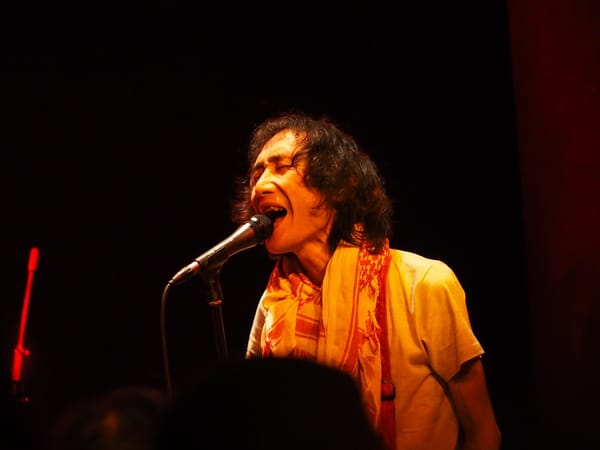 Zoobombs vocalist and guitarist Don Matsuo on stage